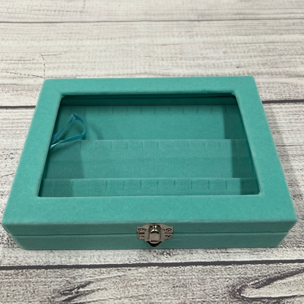Turquoise Blue Velvet Earring Box (7026324)